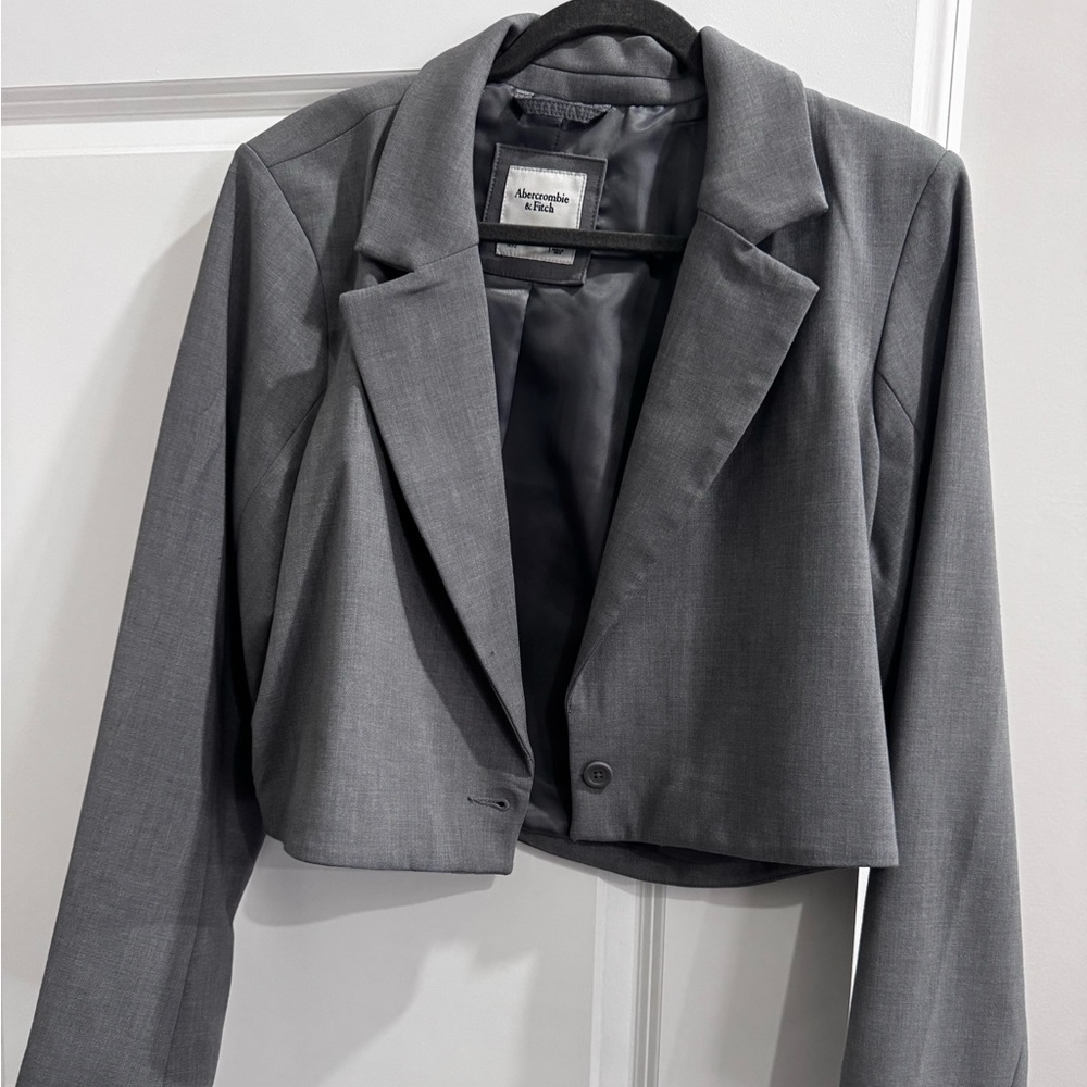 Abercrombie & Fitch Charcoal Blazer Cropped